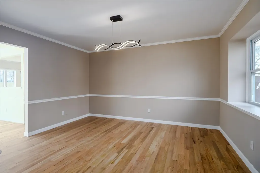 25 Wilmont Turn Coram NY 11727