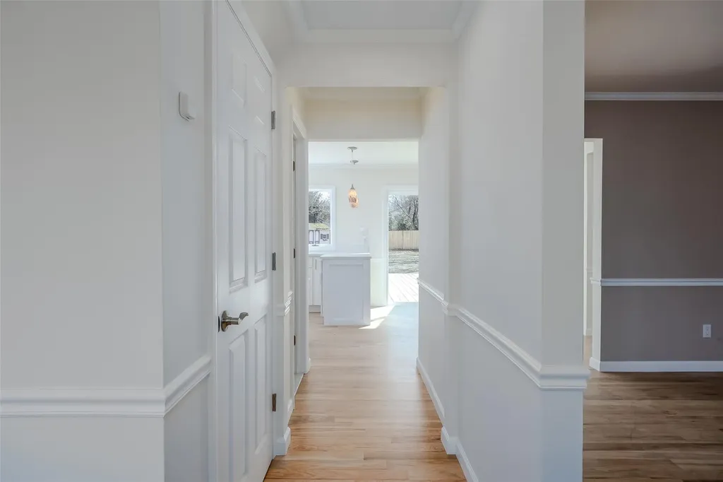 25 Wilmont Turn Coram NY 11727