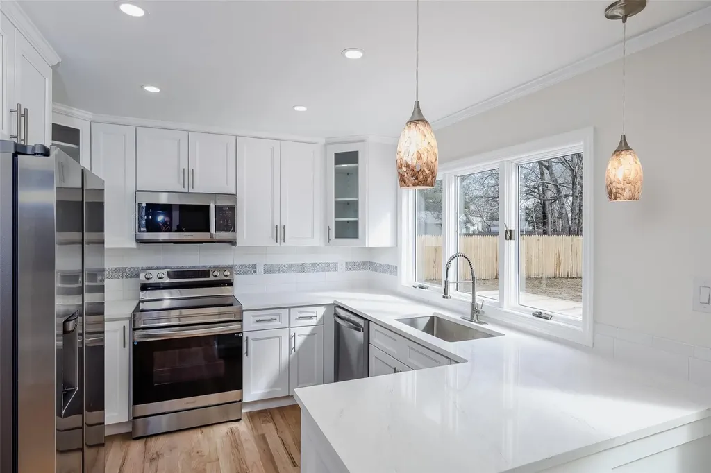 25 Wilmont Turn Coram NY 11727