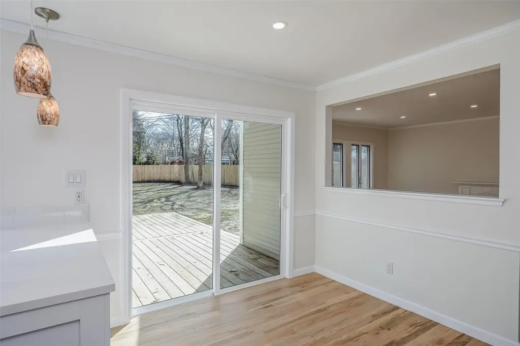 25 Wilmont Turn Coram NY 11727