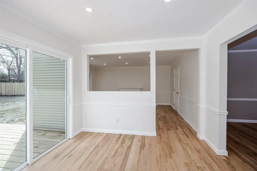 25 Wilmont Turn Coram NY 11727