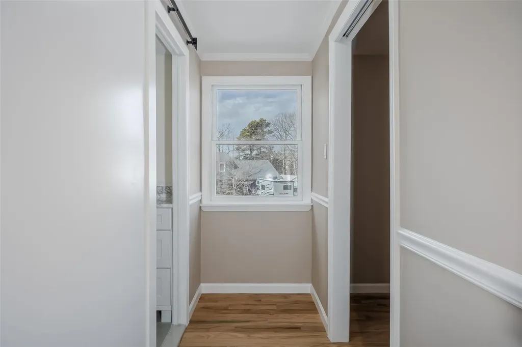 25 Wilmont Turn Coram NY 11727