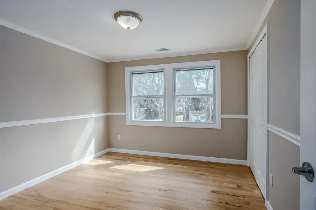 25 Wilmont Turn Coram NY 11727