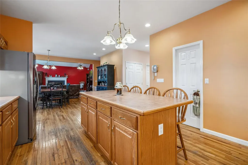 21 Moss Creek Lane East Patchogue NY 11772