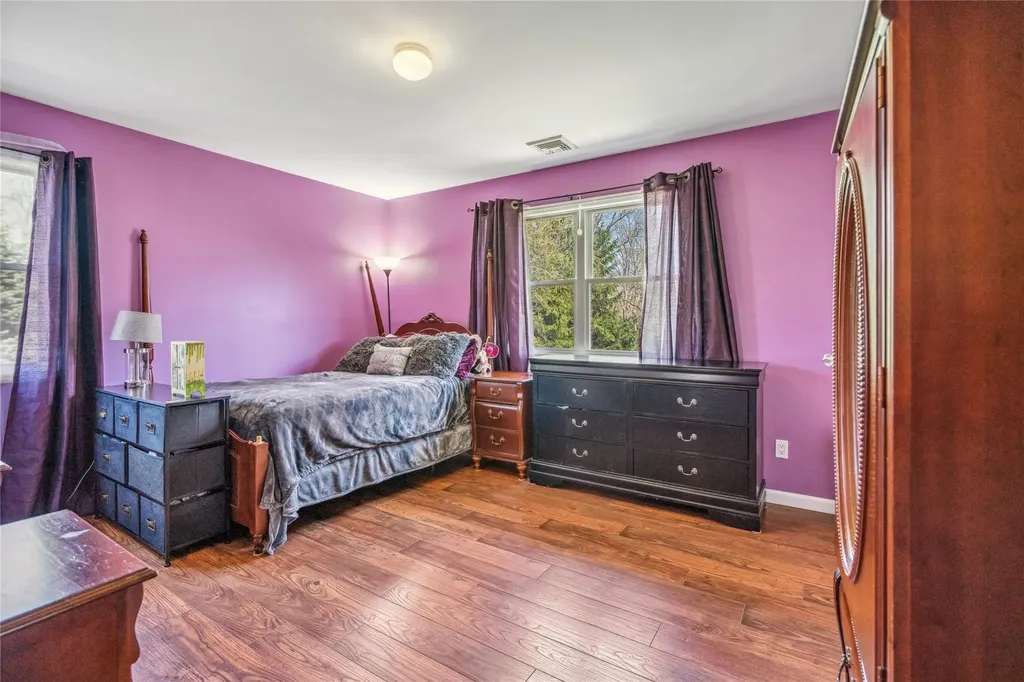 21 Moss Creek Lane East Patchogue NY 11772
