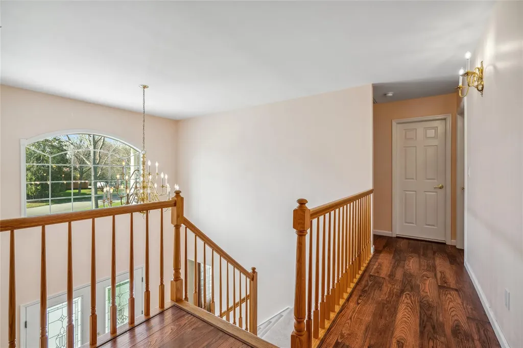 21 Moss Creek Lane East Patchogue NY 11772