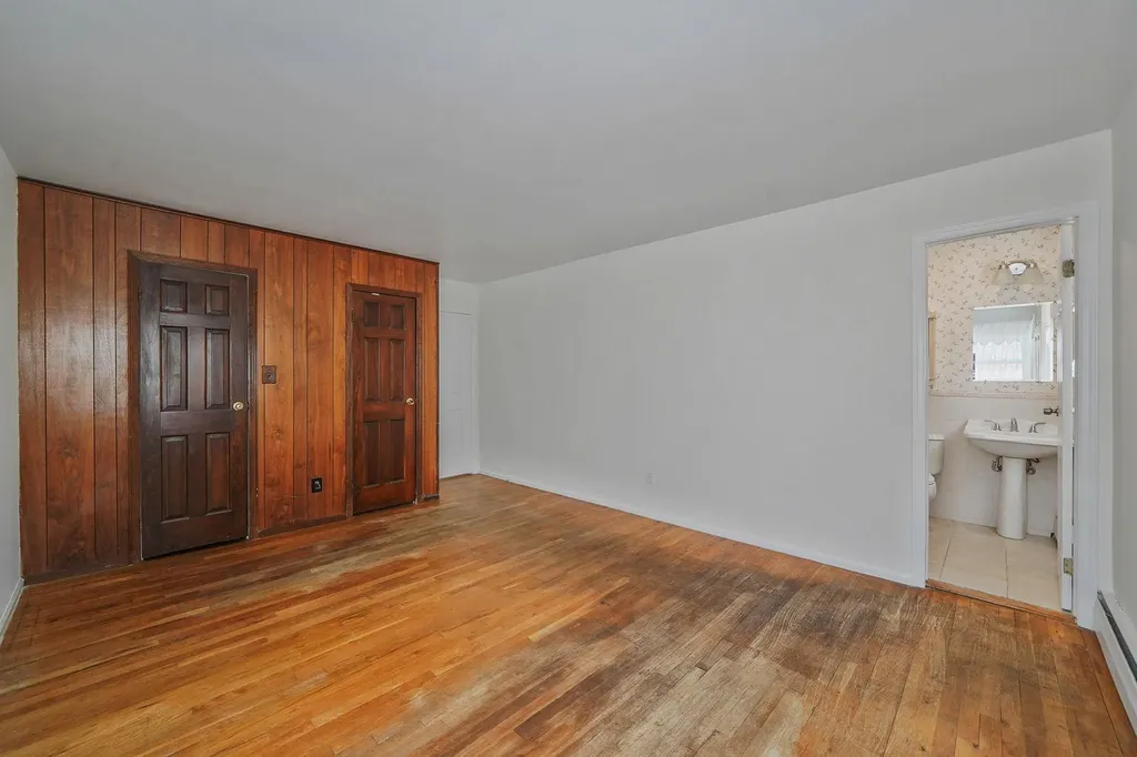 10 Beacon Hill Drive Stony Brook NY 11790
