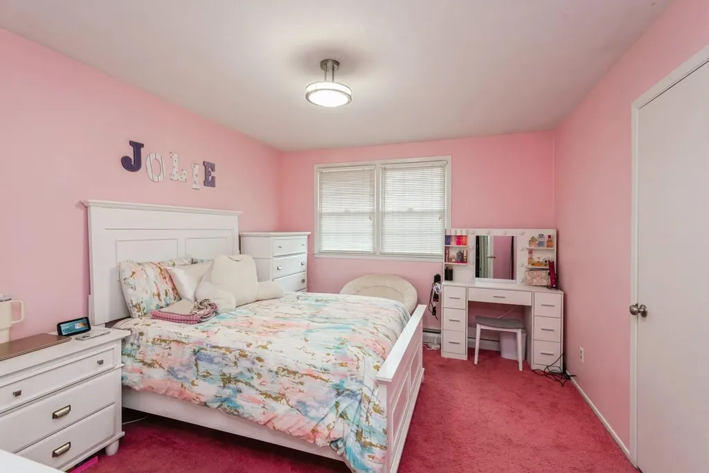 26 Bayberry Road Lawrence NY 11559