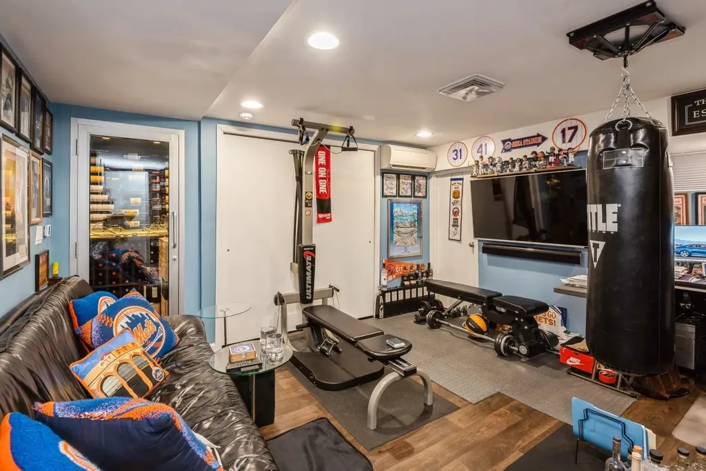 26 Bayberry Road Lawrence NY 11559
