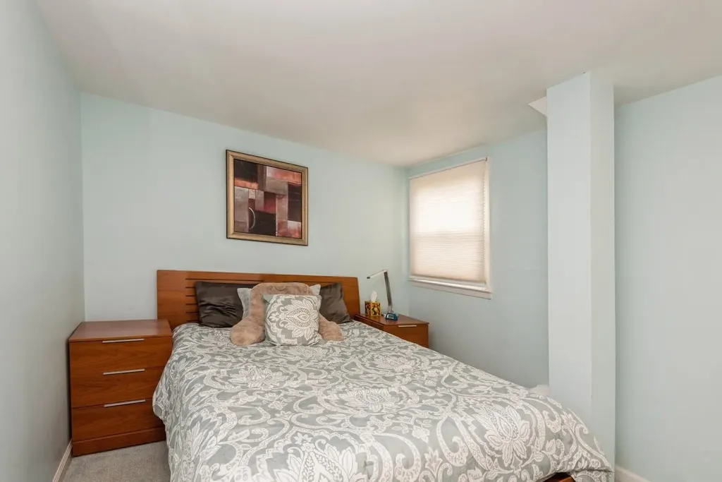 26 Bayberry Road Lawrence NY 11559
