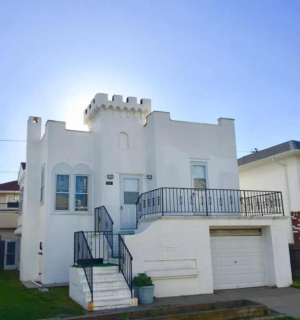 111 Mitchell Avenue Long Beach NY 11561