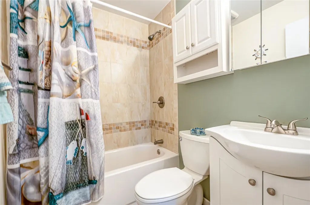 485 Route 109 West Babylon NY 11704