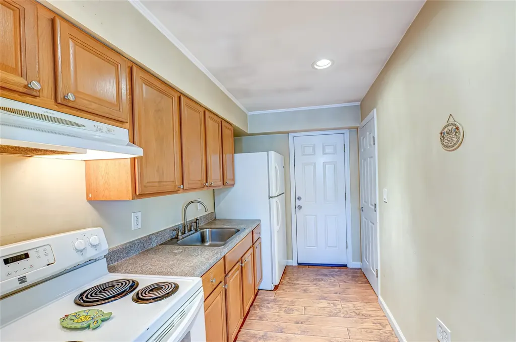 485 Route 109 West Babylon NY 11704