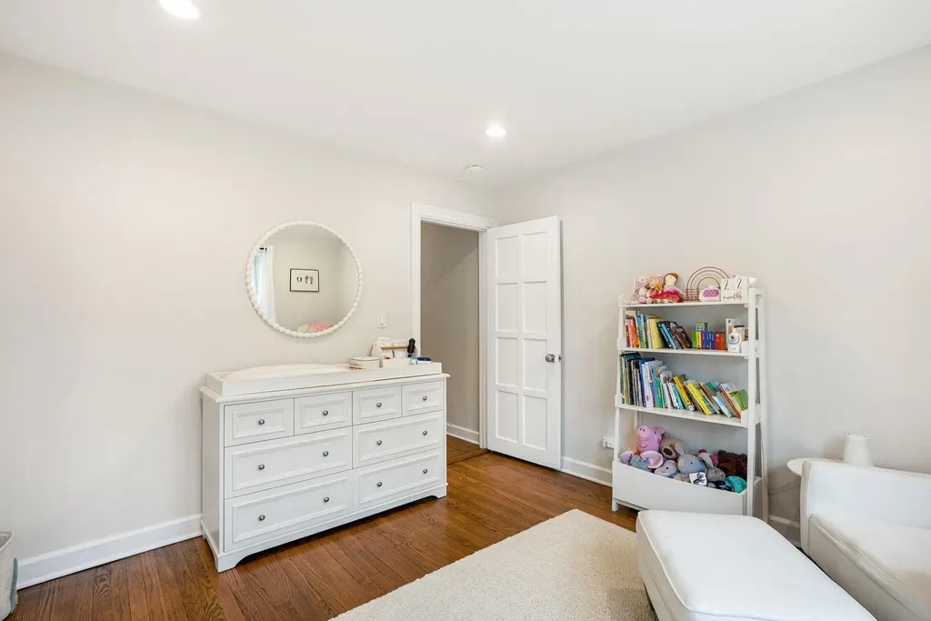 15 Cushman Road White Plains NY 10606