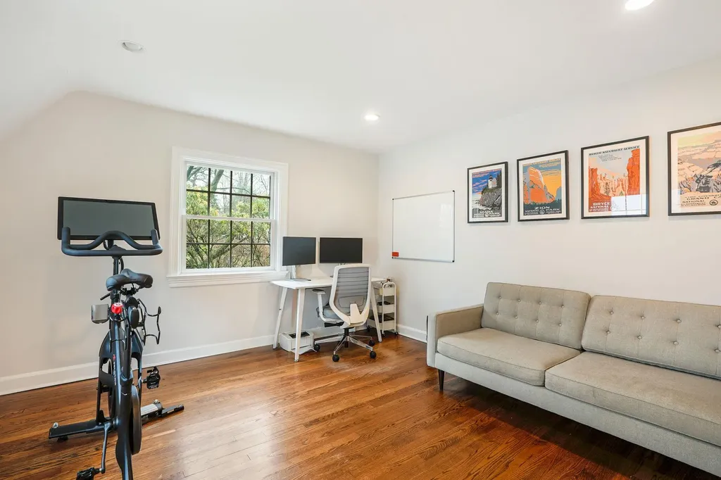 15 Cushman Road White Plains NY 10606