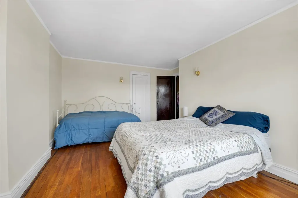 2545 Westervelt Avenue Bronx NY 10469