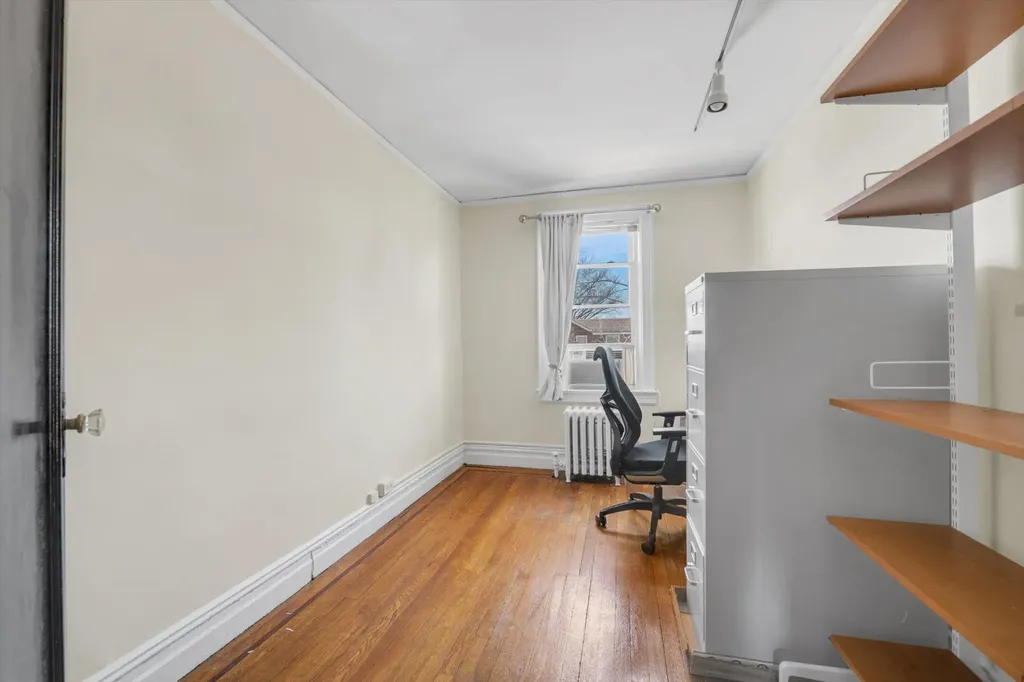 2545 Westervelt Avenue Bronx NY 10469