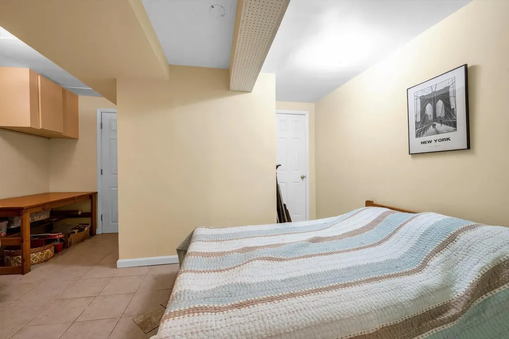 2545 Westervelt Avenue Bronx NY 10469