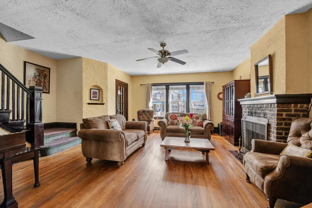 2545 Westervelt Avenue Bronx NY 10469