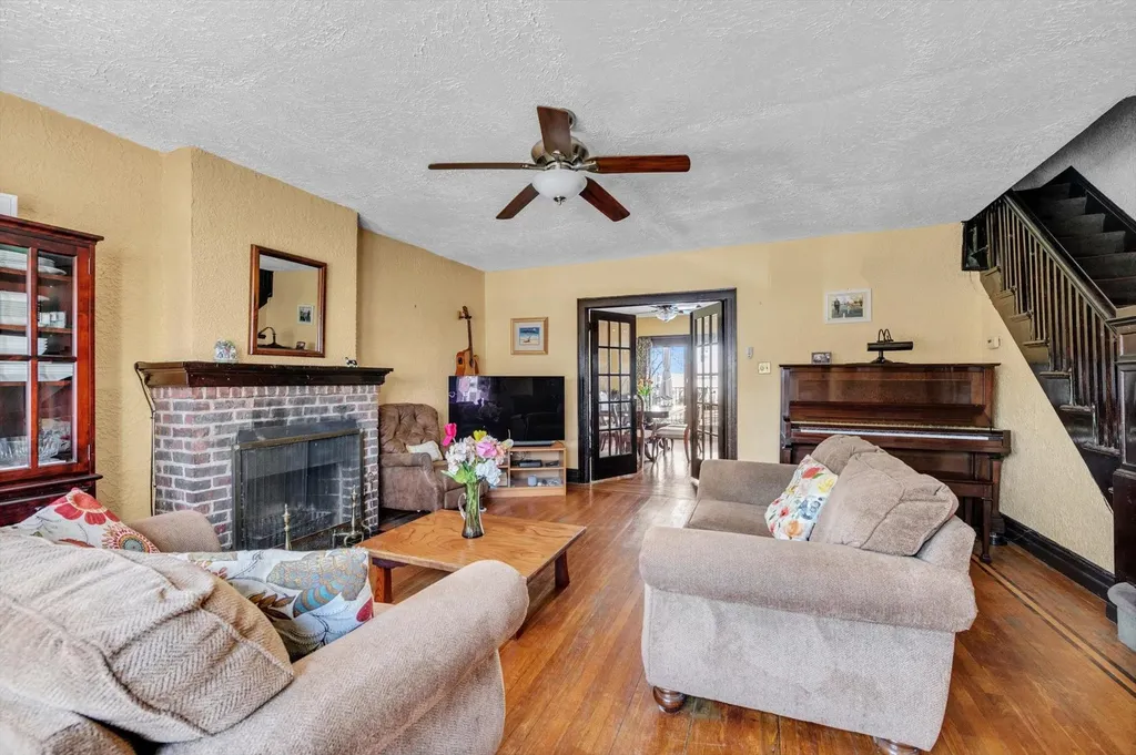 2545 Westervelt Avenue Bronx NY 10469