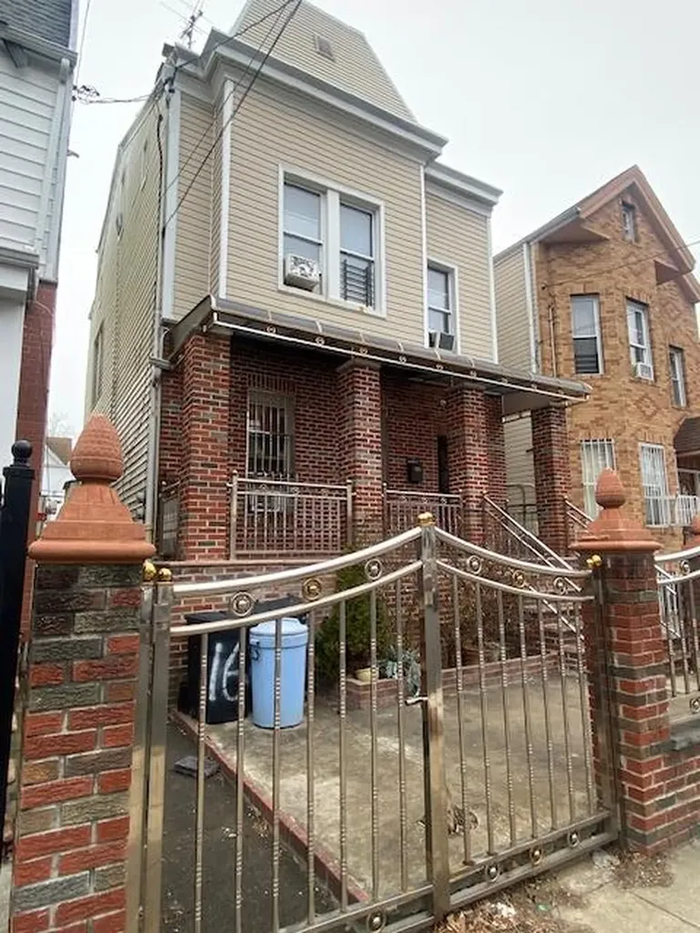 168 Warwick Street Brooklyn NY 11207