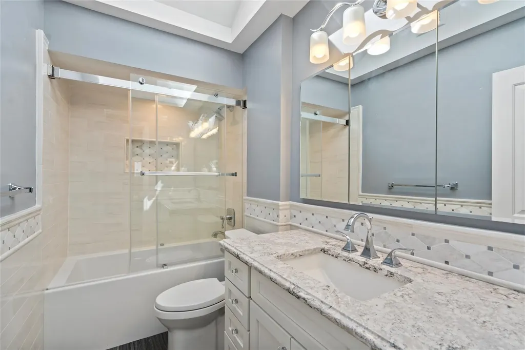 6 Georgia Lane Plainview NY 11803