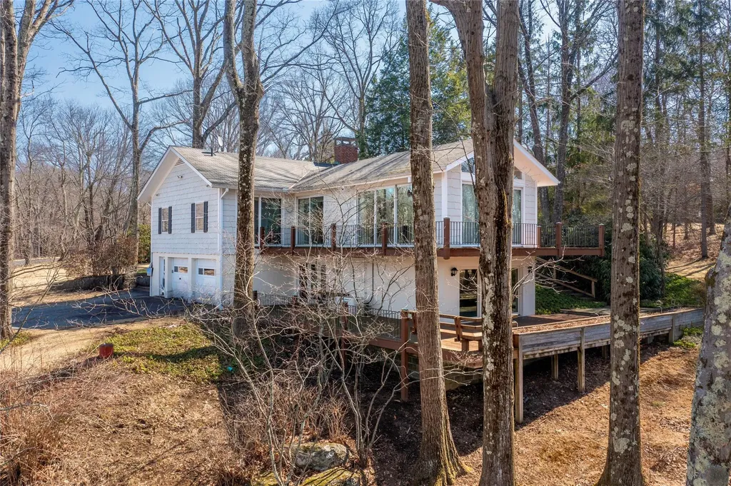 12 Berry Lane Pawling NY 12564