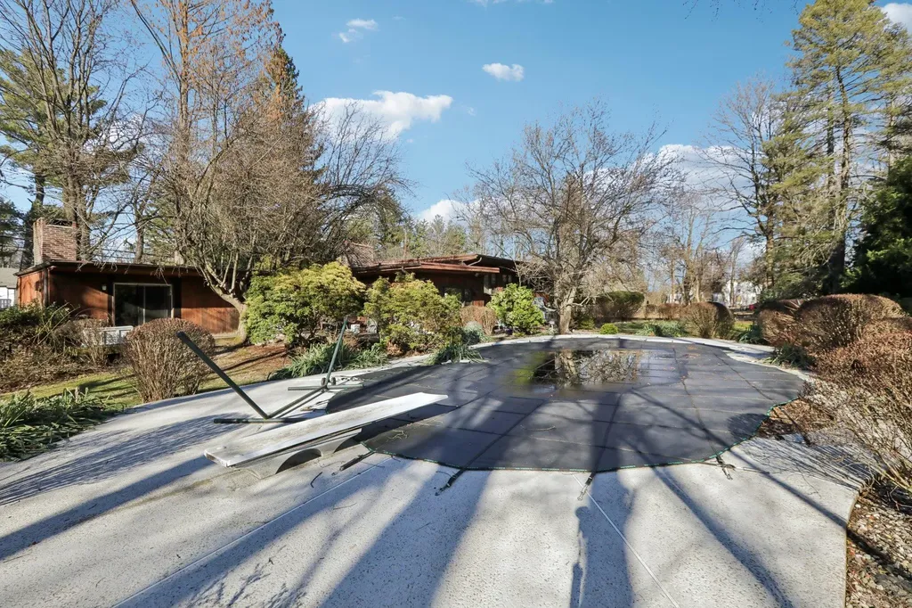 173 Old Nyack Turnpike Spring Valley NY 10977