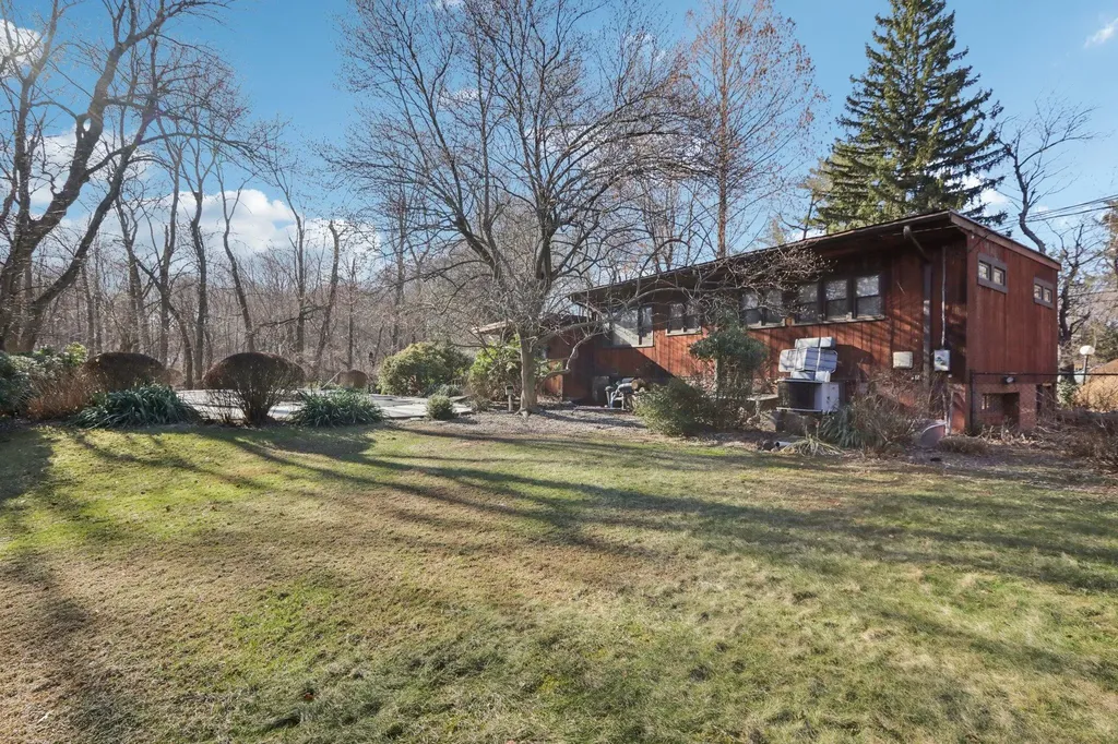 173 Old Nyack Turnpike Spring Valley NY 10977