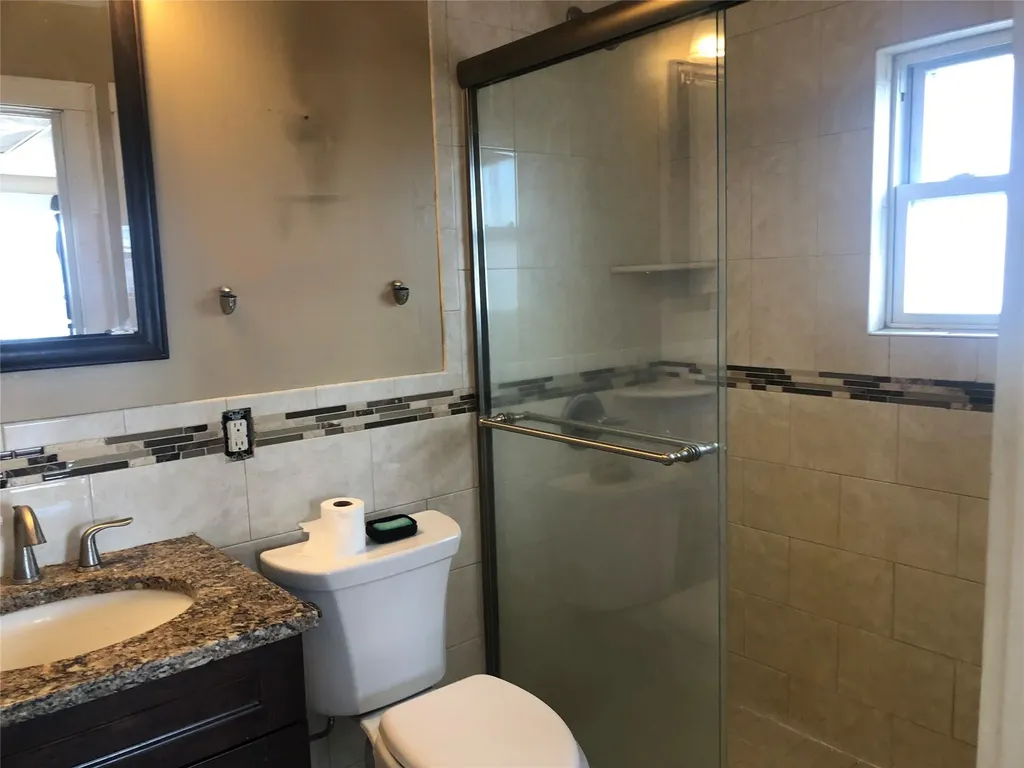 2245 Jackson Avenue Seaford NY 11783