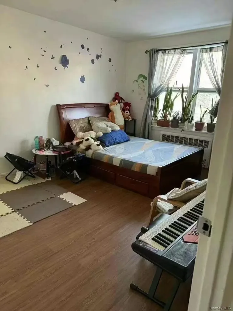 4240 Bowne Street Flushing NY 11355