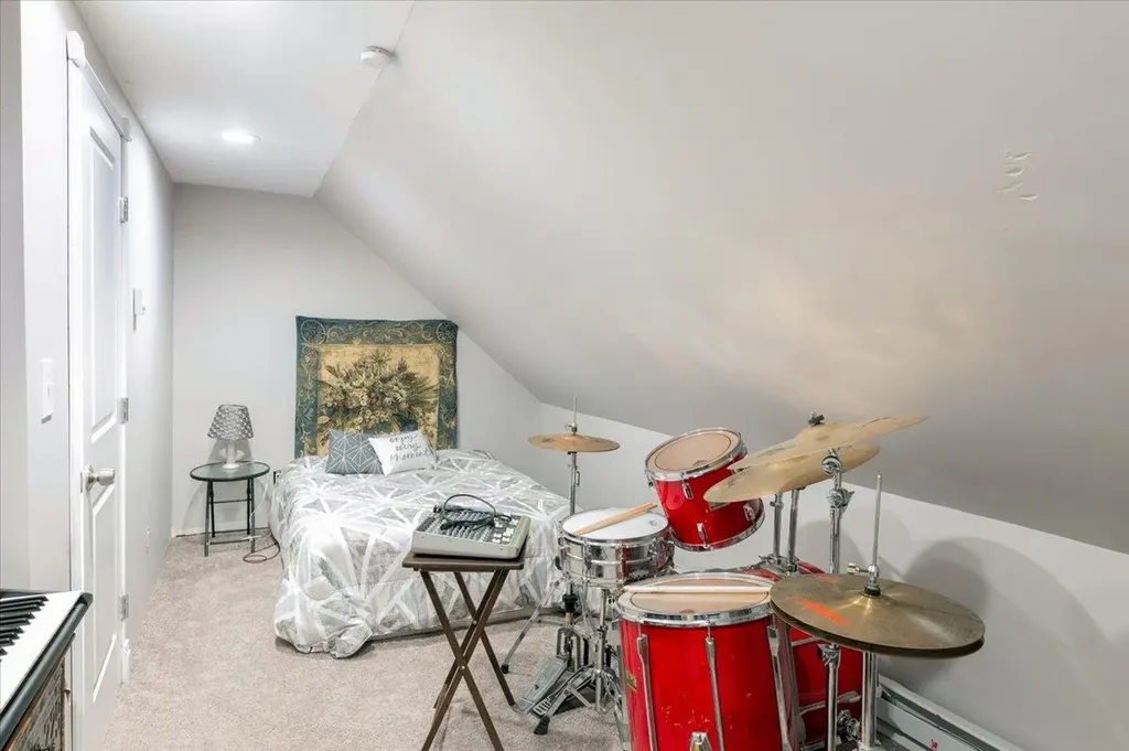 43 Floyd Road N Shirley NY 11967