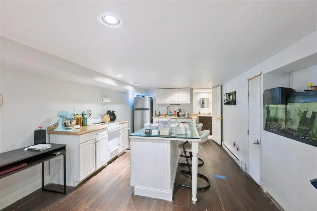 43 Floyd Road N Shirley NY 11967