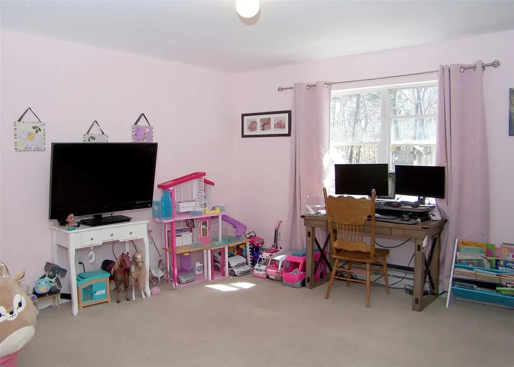 11 Doral Lane Yaphank NY 11980