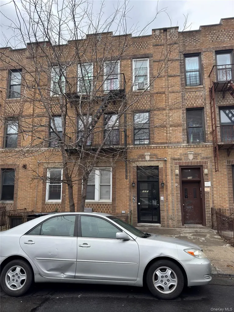 335 E 34th Street Brooklyn NY 11203