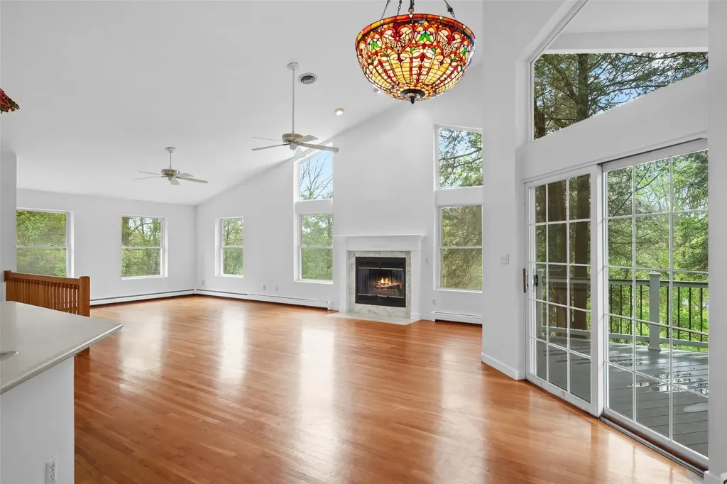 2 Bianca Court Warwick NY 10990