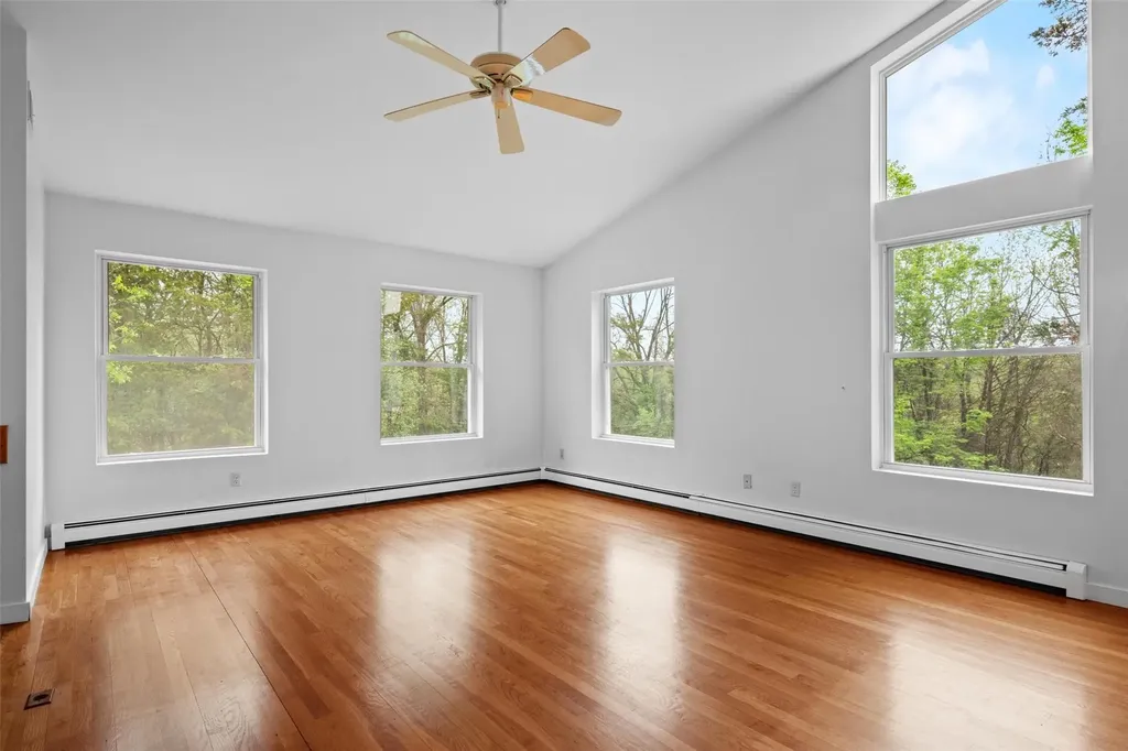 2 Bianca Court Warwick NY 10990