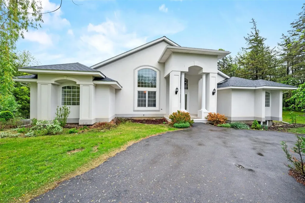 2 Bianca Court Warwick NY 10990