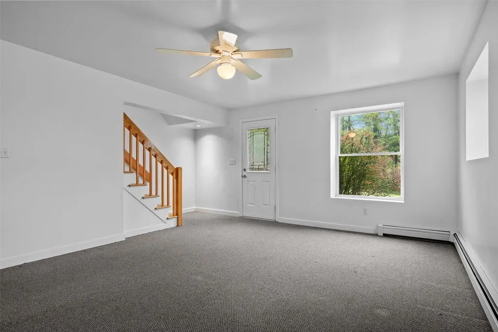 2 Bianca Court Warwick NY 10990