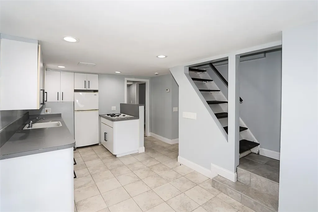 26 Thomas Place Smithtown NY 11787