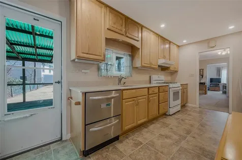 100 Lynbrook Drive Sound Beach NY 11789