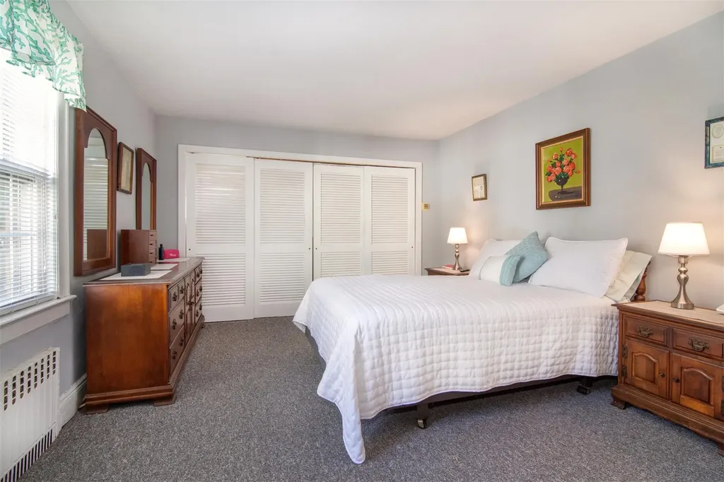376 Aka 372 Bronxville Road Bronxville NY 10708
