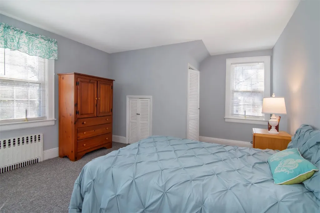 376 Aka 372 Bronxville Road Bronxville NY 10708