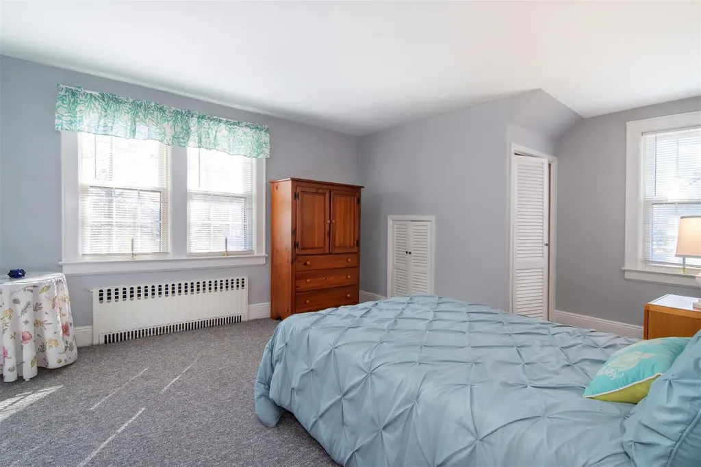 376 Aka 372 Bronxville Road Bronxville NY 10708