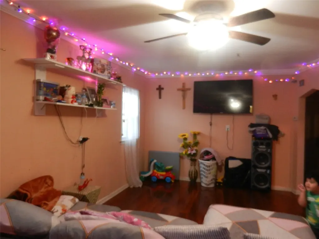 76 E Marshall Street Hempstead NY 11550