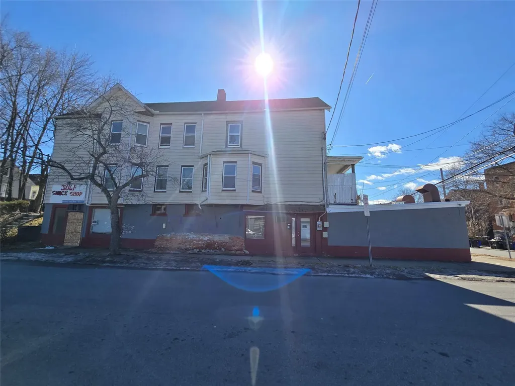 83 N Clinton Street Poughkeepsie NY 12601