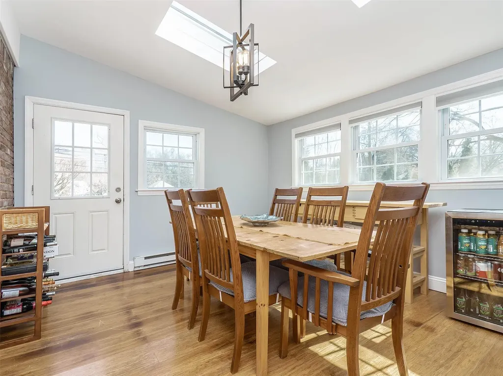 72 Dosoris Way Glen Cove NY 11542
