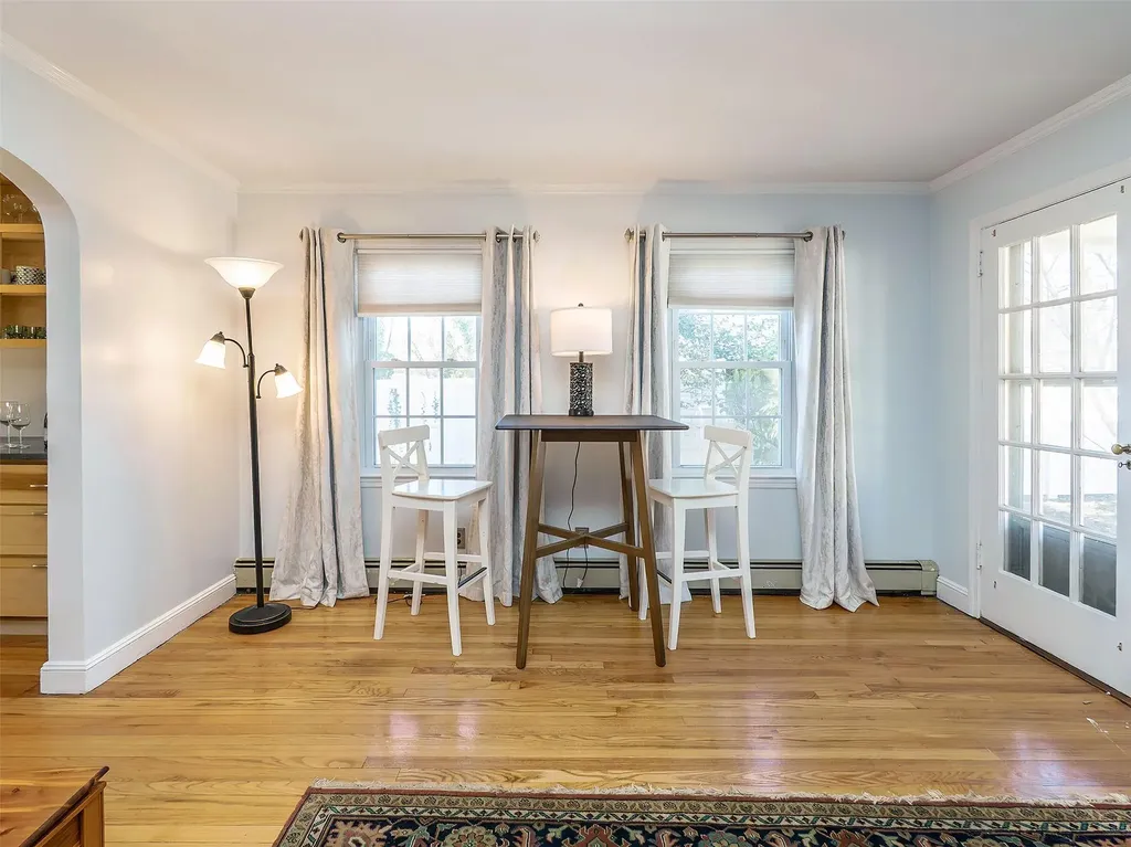 72 Dosoris Way Glen Cove NY 11542