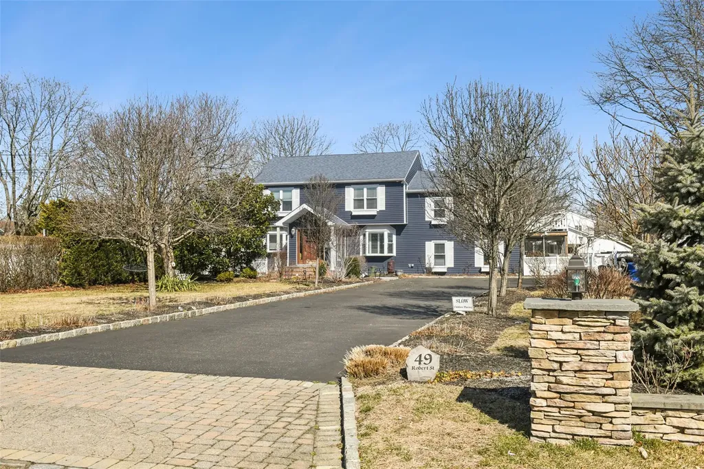 49 Robert Street Brookhaven NY 11772