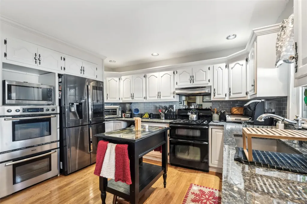 49 Robert Street Patchogue NY 11772